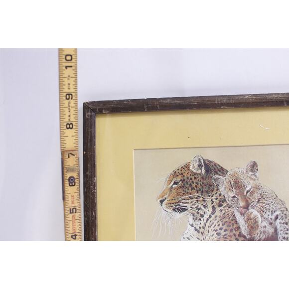Leopard print frame, Animal print design, Exotic pattern, Wild and trendy, Bold - Picture 4 of 4